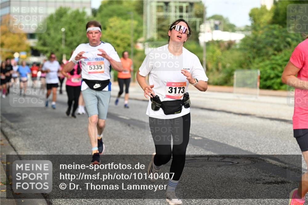 06.09.2026 - CURREX Alsterlauf Dr. Thomas Lammeyer http://msf.ph/oto/10140407 06.09.2026 10:08:15 Laufen 5335, 3173 meine-sportfotos.de