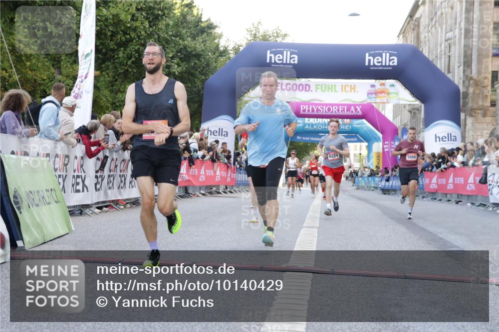 06.09.2026 - CURREX Alsterlauf Yannick Fuchs http://msf.ph/oto/10140429 06.09.2026 09:46:24 Ziel 2342, 2703, 3132, 3182, 4183, 4287, 4537, 4619, 4824, 5419, 5515, 6224 meine-sportfotos.de