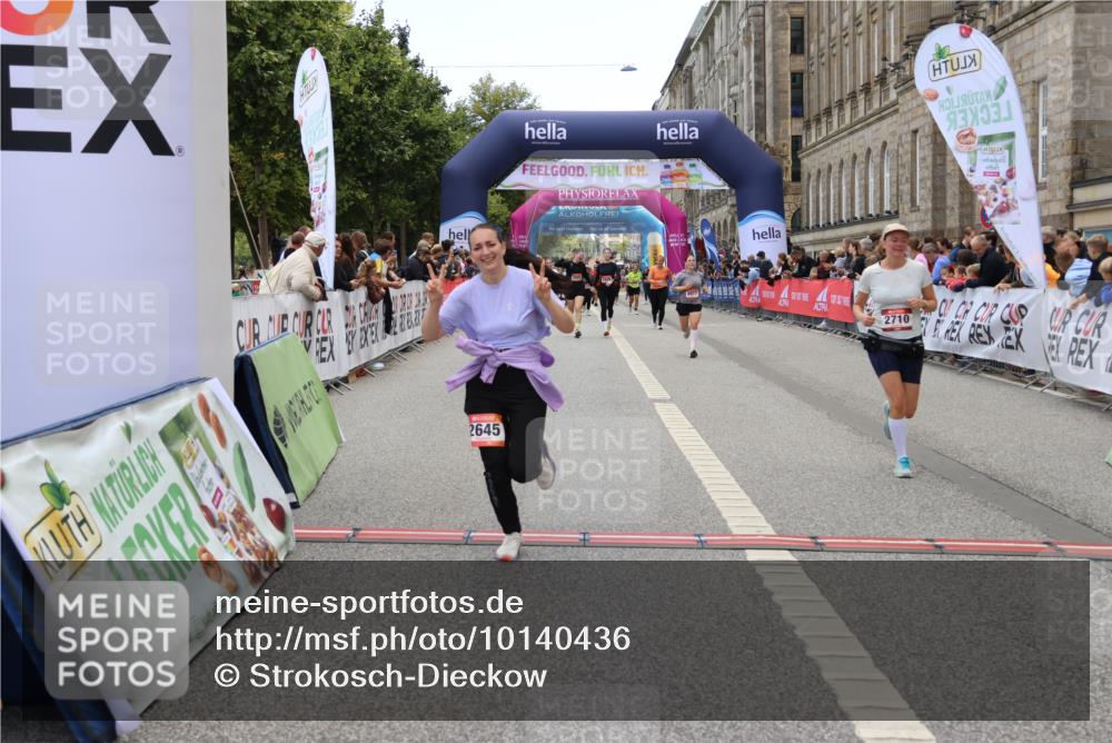 06.09.2026 - CURREX Alsterlauf Strokosch-Dieckow http://msf.ph/oto/10140436 06.09.2026 10:17:54 Ziel 2645, 2710, 2795, 3680, 3948, 4757, 4759, 4977, 5177 meine-sportfotos.de