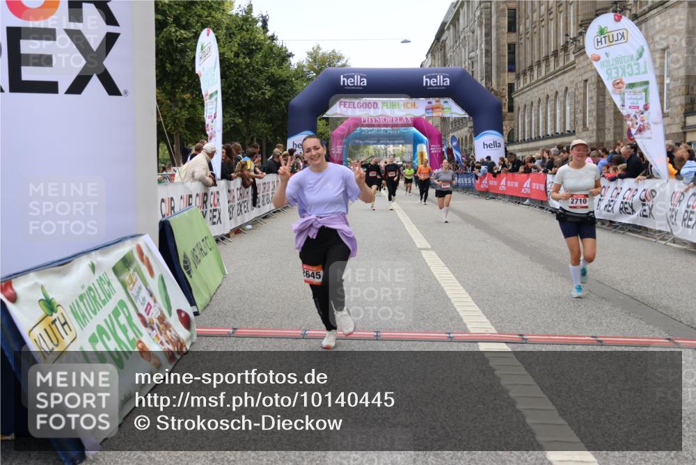 06.09.2026 - CURREX Alsterlauf Strokosch-Dieckow http://msf.ph/oto/10140445 06.09.2026 10:17:54 Ziel 2645, 2710, 2795, 3680, 3948, 4757, 4759, 4977, 5177 meine-sportfotos.de