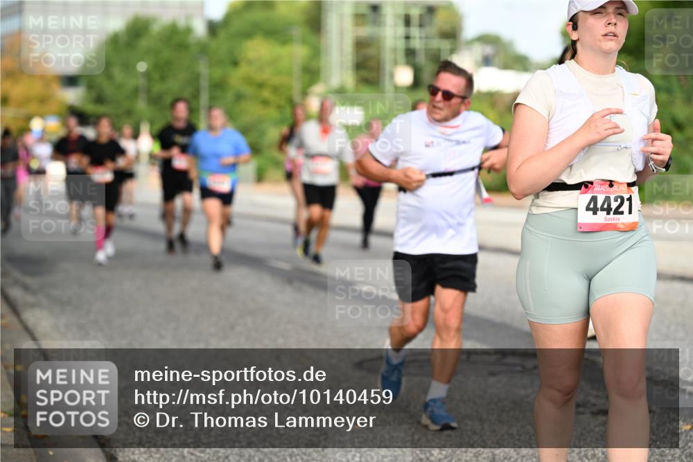 06.09.2026 - CURREX Alsterlauf Dr. Thomas Lammeyer http://msf.ph/oto/10140459 06.09.2026 10:08:22 Laufen 4421 meine-sportfotos.de