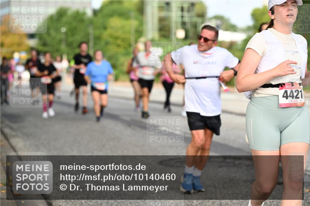 06.09.2026 - CURREX Alsterlauf Dr. Thomas Lammeyer http://msf.ph/oto/10140460 06.09.2026 10:08:22 Laufen 4421 meine-sportfotos.de