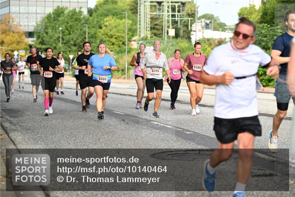 06.09.2026 - CURREX Alsterlauf Dr. Thomas Lammeyer http://msf.ph/oto/10140464 06.09.2026 10:08:23 Laufen 1235, 2493, 6266, 5185, 5285, 5573 meine-sportfotos.de