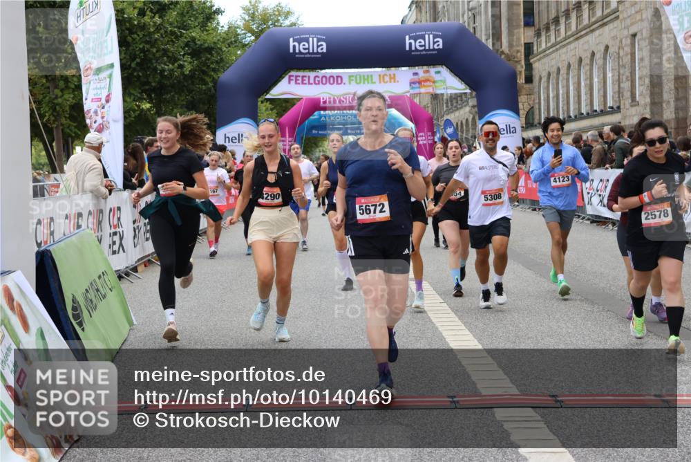 06.09.2026 - CURREX Alsterlauf Strokosch-Dieckow http://msf.ph/oto/10140469 06.09.2026 10:16:42 Ziel 2328, 2454, 2578, 2736, 2859, 3167, 3290, 3330, 3508, 3509, 3645, 4123, 4220, 4613, 5307, 5308, 5672, 5859, 8283 meine-sportfotos.de