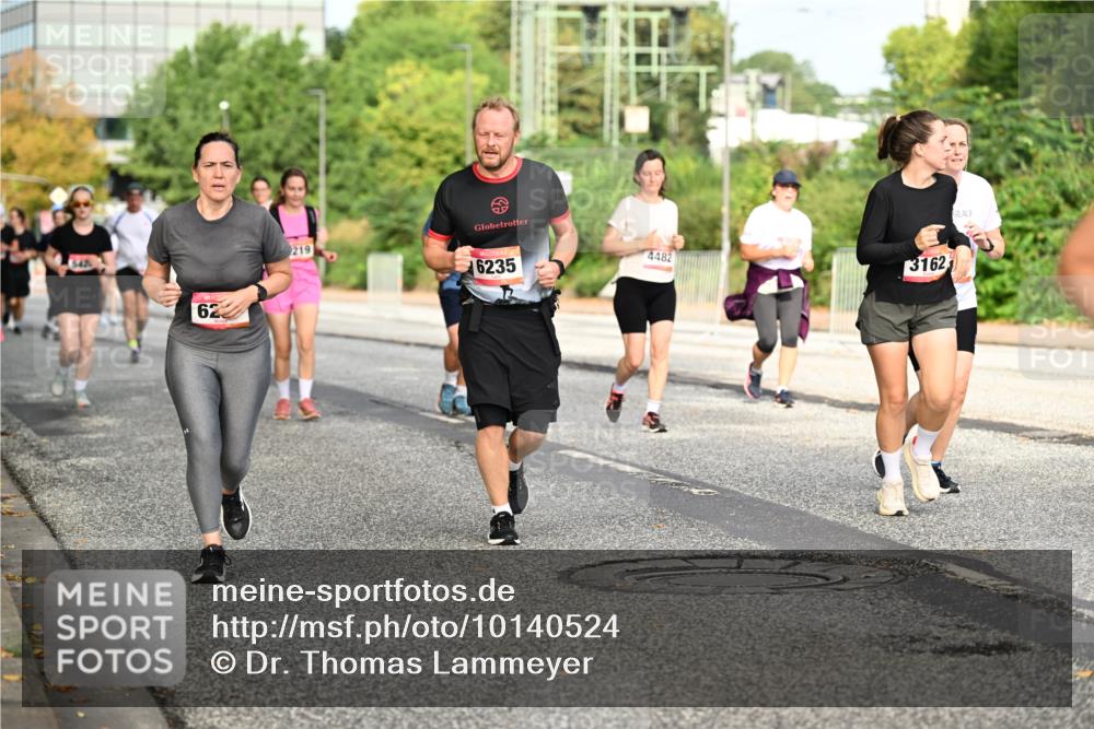 06.09.2026 - CURREX Alsterlauf Dr. Thomas Lammeyer http://msf.ph/oto/10140524 06.09.2026 10:08:30 Laufen 62, 219, 6235, 4482, 3162 meine-sportfotos.de