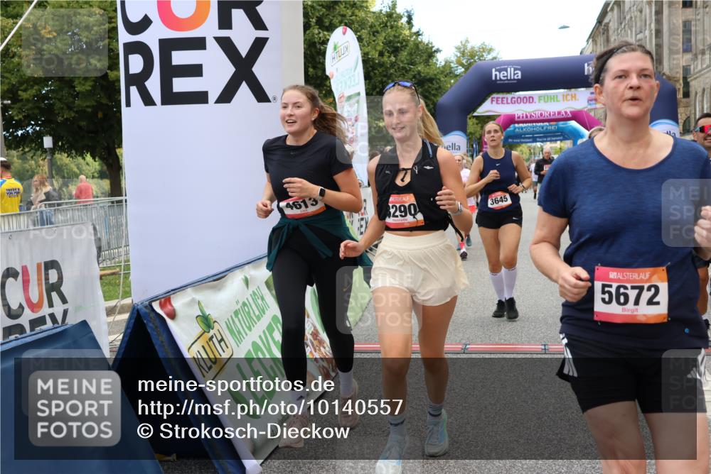 06.09.2026 - CURREX Alsterlauf Strokosch-Dieckow http://msf.ph/oto/10140557 06.09.2026 10:16:43 Ziel 2328, 2454, 2578, 2736, 2859, 3167, 3290, 3330, 3508, 3509, 3645, 4123, 4220, 4353, 4613, 5307, 5308, 5672, 5859, 8283 meine-sportfotos.de