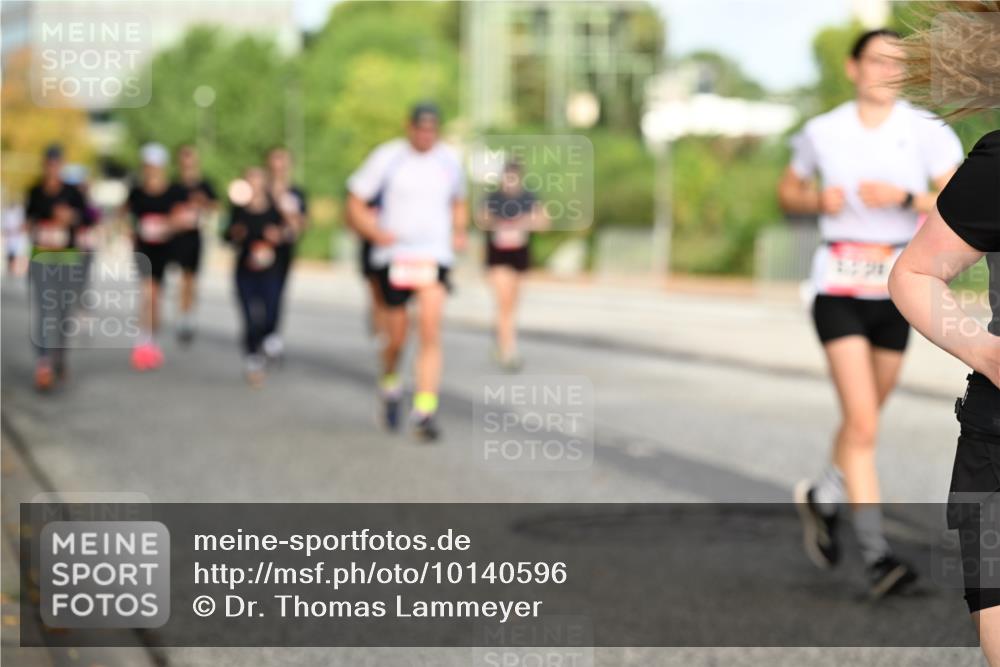 06.09.2026 - CURREX Alsterlauf Dr. Thomas Lammeyer http://msf.ph/oto/10140596 06.09.2026 10:08:37 Laufen  meine-sportfotos.de