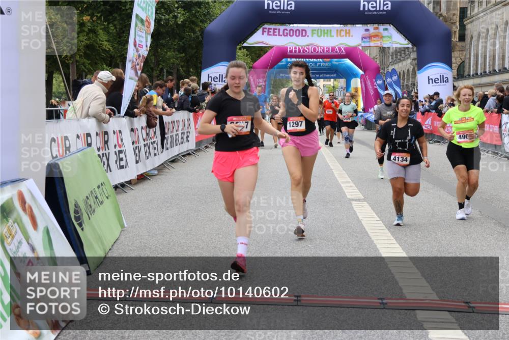 06.09.2026 - CURREX Alsterlauf Strokosch-Dieckow http://msf.ph/oto/10140602 06.09.2026 10:18:06 Ziel 1297, 2920, 2928, 3018, 3917, 4134, 4232, 4906, 4915, 4977 meine-sportfotos.de