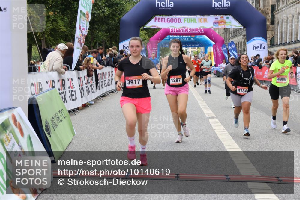 06.09.2026 - CURREX Alsterlauf Strokosch-Dieckow http://msf.ph/oto/10140619 06.09.2026 10:18:06 Ziel 1297, 2920, 2928, 3018, 3917, 4134, 4232, 4906, 4915, 4977 meine-sportfotos.de