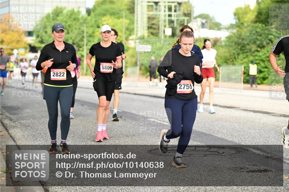 06.09.2026 - CURREX Alsterlauf Dr. Thomas Lammeyer http://msf.ph/oto/10140638 06.09.2026 10:08:42 Laufen 2822, 5809, 2750 meine-sportfotos.de