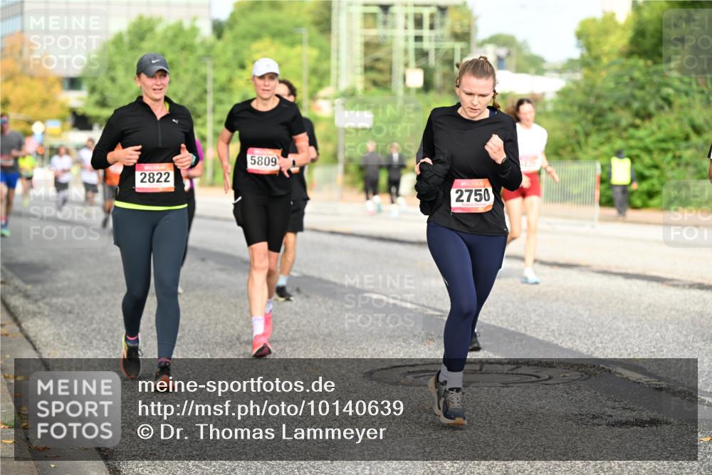 06.09.2026 - CURREX Alsterlauf Dr. Thomas Lammeyer http://msf.ph/oto/10140639 06.09.2026 10:08:42 Laufen 2822, 5809, 2750 meine-sportfotos.de