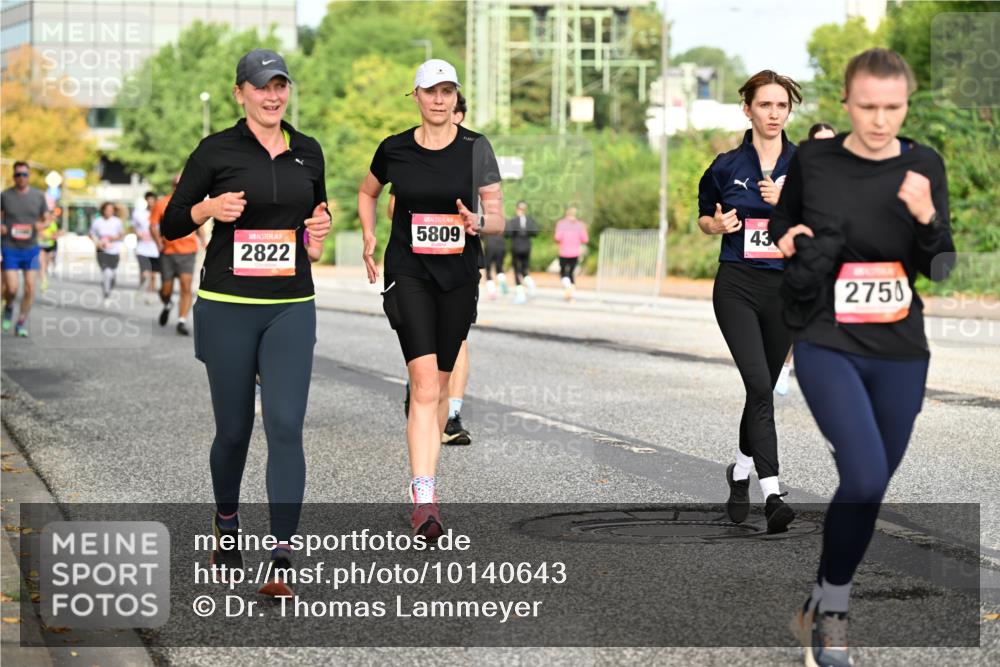 06.09.2026 - CURREX Alsterlauf Dr. Thomas Lammeyer http://msf.ph/oto/10140643 06.09.2026 10:08:43 Laufen 2822, 5809, 43, 2750 meine-sportfotos.de