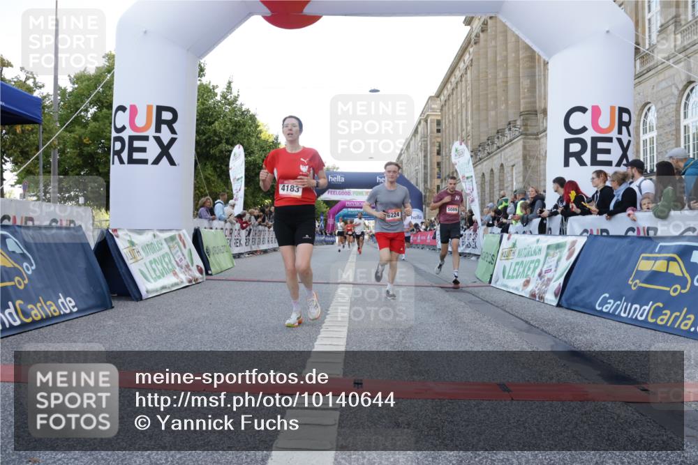 06.09.2026 - CURREX Alsterlauf Yannick Fuchs http://msf.ph/oto/10140644 06.09.2026 09:46:27 Ziel 2342, 2563, 2683, 2752, 3132, 3182, 4183, 4287, 4537, 4619, 5419, 5515, 6224 meine-sportfotos.de