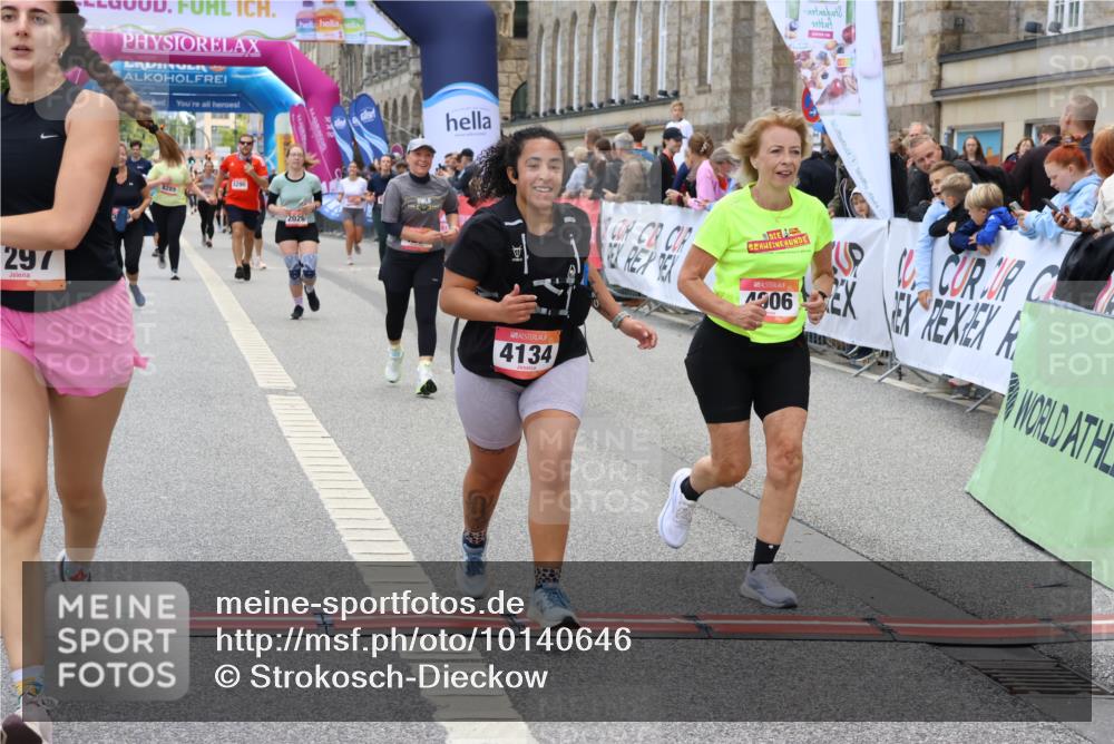 06.09.2026 - CURREX Alsterlauf Strokosch-Dieckow http://msf.ph/oto/10140646 06.09.2026 10:18:07 Ziel 1297, 2026, 2920, 2928, 3018, 3917, 4134, 4232, 4906, 4915 meine-sportfotos.de