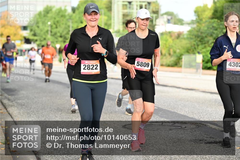 06.09.2026 - CURREX Alsterlauf Dr. Thomas Lammeyer http://msf.ph/oto/10140653 06.09.2026 10:08:44 Laufen 2822, 5809, 4302 meine-sportfotos.de