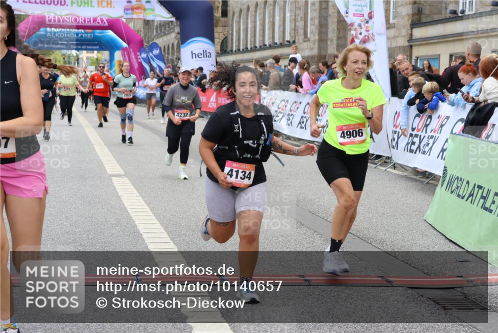 06.09.2026 - CURREX Alsterlauf Strokosch-Dieckow http://msf.ph/oto/10140657 06.09.2026 10:18:07 Ziel 1297, 2026, 2920, 2928, 3018, 3917, 4134, 4232, 4906, 4915 meine-sportfotos.de