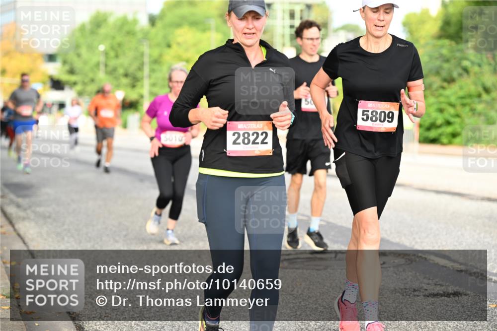 06.09.2026 - CURREX Alsterlauf Dr. Thomas Lammeyer http://msf.ph/oto/10140659 06.09.2026 10:08:44 Laufen 5010, 2822, 5809 meine-sportfotos.de