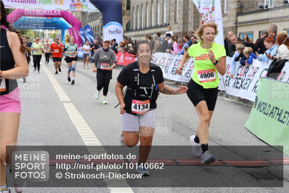 06.09.2026 - CURREX Alsterlauf Strokosch-Dieckow http://msf.ph/oto/10140662 06.09.2026 10:18:08 Ziel 1297, 2026, 2208, 2209, 2920, 2928, 3018, 3917, 4134, 4232, 4906, 4915 meine-sportfotos.de