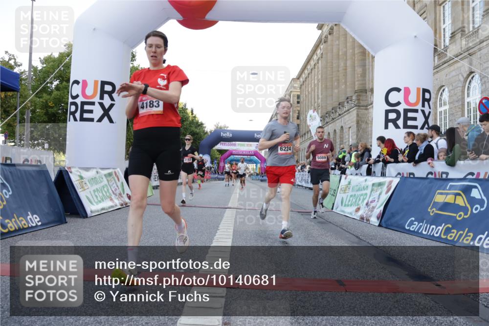 06.09.2026 - CURREX Alsterlauf Yannick Fuchs http://msf.ph/oto/10140681 06.09.2026 09:46:28 Ziel 2563, 2683, 2752, 3132, 3182, 4183, 4287, 4537, 4619, 5419, 6109, 6224 meine-sportfotos.de