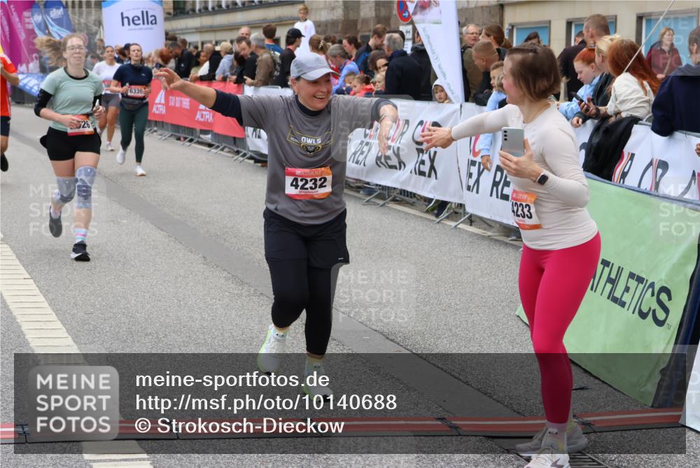 06.09.2026 - CURREX Alsterlauf Strokosch-Dieckow http://msf.ph/oto/10140688 06.09.2026 10:18:11 Ziel 1297, 2026, 2208, 2209, 2262, 3018, 3917, 4134, 4232, 4906, 4915, 6339, 8290 meine-sportfotos.de