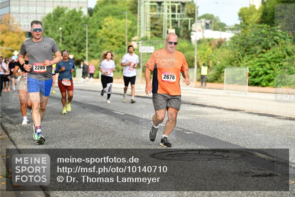 06.09.2026 - CURREX Alsterlauf Dr. Thomas Lammeyer http://msf.ph/oto/10140710 06.09.2026 10:08:50 Laufen 2285, 14, 5159, 2678 meine-sportfotos.de