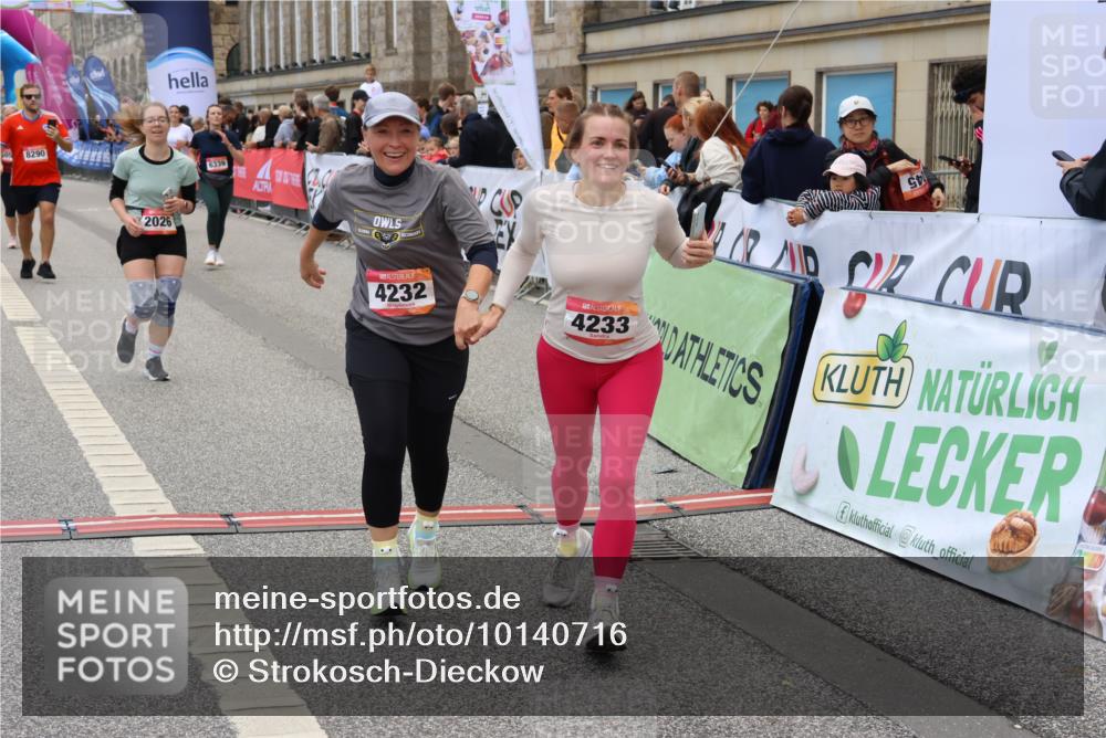 06.09.2026 - CURREX Alsterlauf Strokosch-Dieckow http://msf.ph/oto/10140716 06.09.2026 10:18:11 Ziel 1297, 2026, 2208, 2209, 2262, 3018, 3917, 4134, 4232, 4906, 4915, 6339, 8290 meine-sportfotos.de
