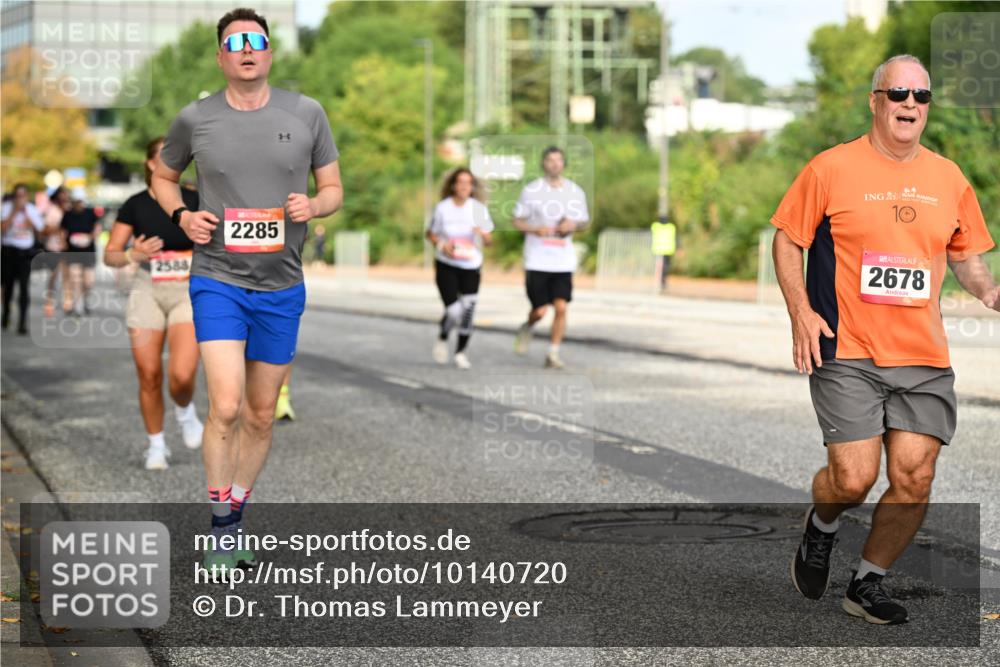 06.09.2026 - CURREX Alsterlauf Dr. Thomas Lammeyer http://msf.ph/oto/10140720 06.09.2026 10:08:52 Laufen 2583, 2285, 2678 meine-sportfotos.de