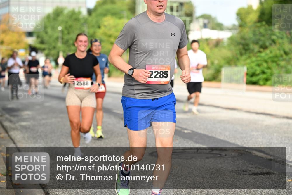 06.09.2026 - CURREX Alsterlauf Dr. Thomas Lammeyer http://msf.ph/oto/10140731 06.09.2026 10:08:53 Laufen 8, 2588, 2285 meine-sportfotos.de