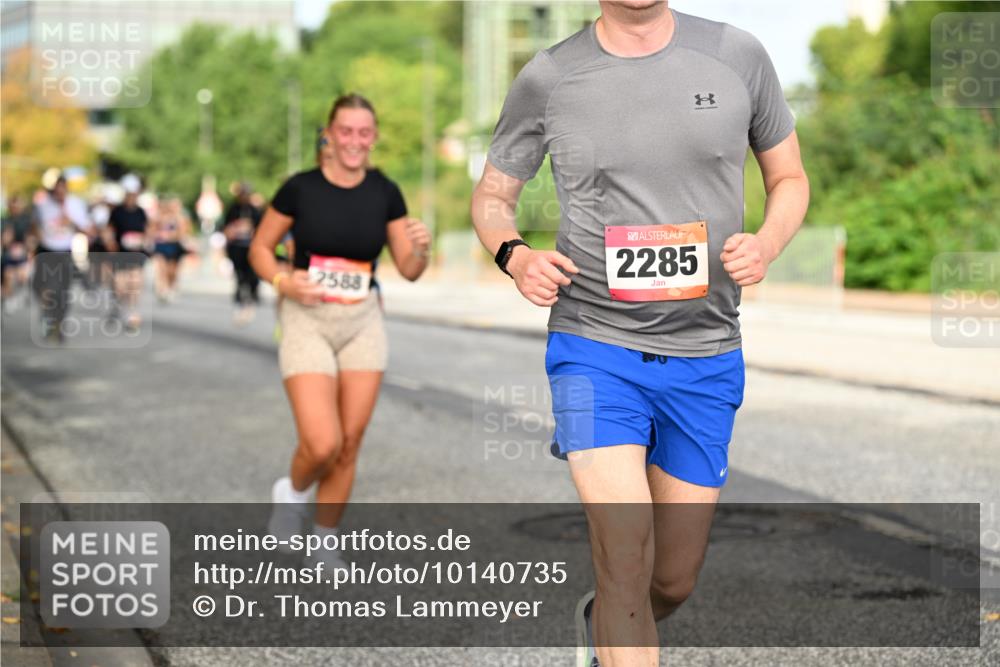 06.09.2026 - CURREX Alsterlauf Dr. Thomas Lammeyer http://msf.ph/oto/10140735 06.09.2026 10:08:53 Laufen 2583, 2285 meine-sportfotos.de