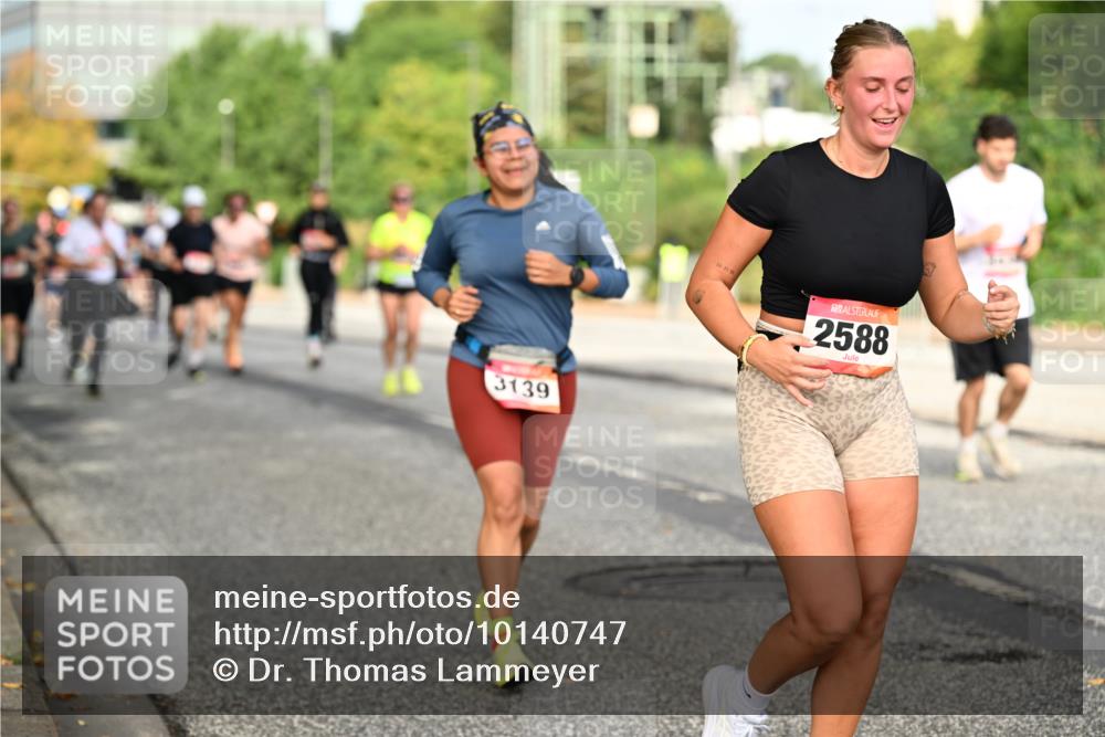 06.09.2026 - CURREX Alsterlauf Dr. Thomas Lammeyer http://msf.ph/oto/10140747 06.09.2026 10:08:55 Laufen 3139, 2588 meine-sportfotos.de