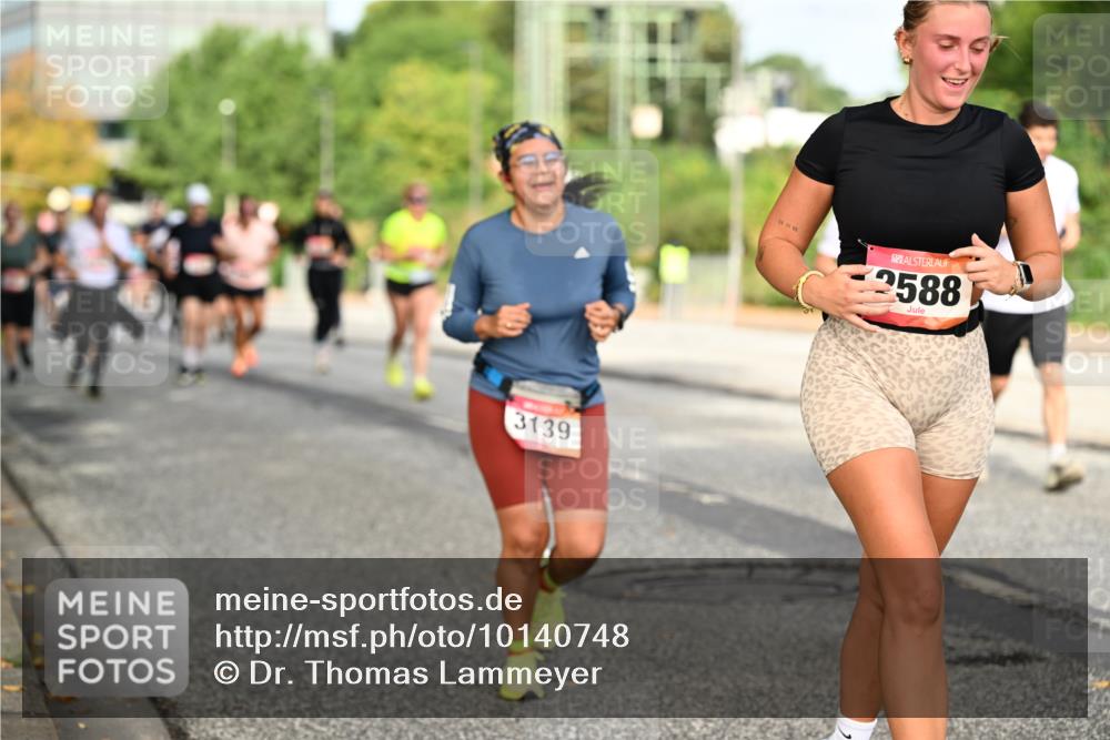 06.09.2026 - CURREX Alsterlauf Dr. Thomas Lammeyer http://msf.ph/oto/10140748 06.09.2026 10:08:55 Laufen 3139, 66, 71, 99, 2588 meine-sportfotos.de