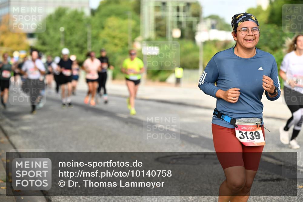 06.09.2026 - CURREX Alsterlauf Dr. Thomas Lammeyer http://msf.ph/oto/10140758 06.09.2026 10:08:56 Laufen 3139 meine-sportfotos.de