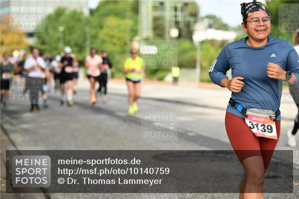 06.09.2026 - CURREX Alsterlauf Dr. Thomas Lammeyer http://msf.ph/oto/10140759 06.09.2026 10:08:56 Laufen 3139 meine-sportfotos.de