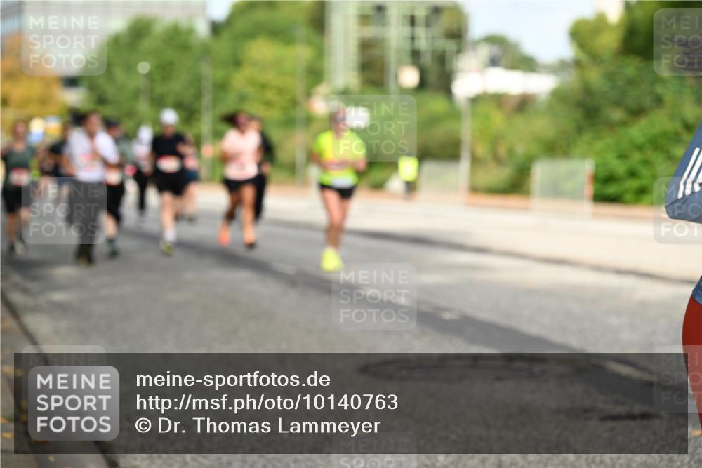06.09.2026 - CURREX Alsterlauf Dr. Thomas Lammeyer http://msf.ph/oto/10140763 06.09.2026 10:08:56 Laufen  meine-sportfotos.de