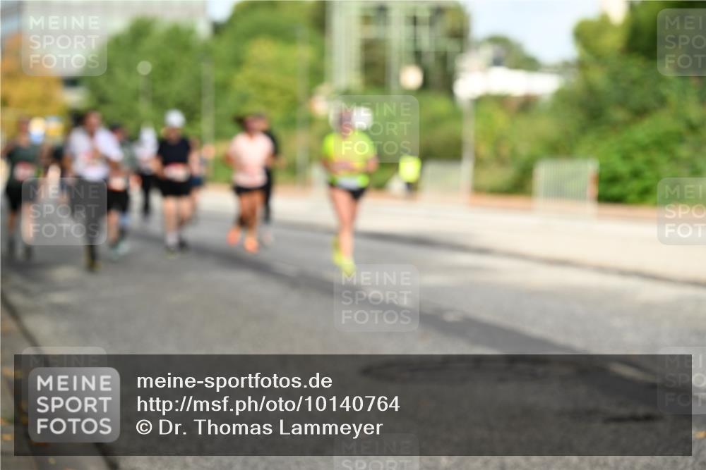 06.09.2026 - CURREX Alsterlauf Dr. Thomas Lammeyer http://msf.ph/oto/10140764 06.09.2026 10:08:57 Laufen  meine-sportfotos.de