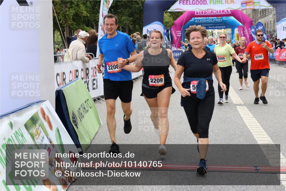 06.09.2026 - CURREX Alsterlauf Strokosch-Dieckow http://msf.ph/oto/10140765 06.09.2026 10:18:13 Ziel 1297, 2026, 2208, 2209, 2262, 3083, 3917, 4134, 4232, 4479, 4906, 5050, 6339, 8290 meine-sportfotos.de