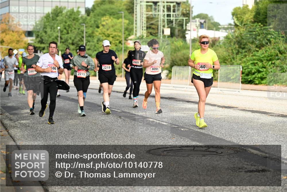 06.09.2026 - CURREX Alsterlauf Dr. Thomas Lammeyer http://msf.ph/oto/10140778 06.09.2026 10:08:59 Laufen 596, 2218, 3901, 2215, 2601, 60, 8091 meine-sportfotos.de
