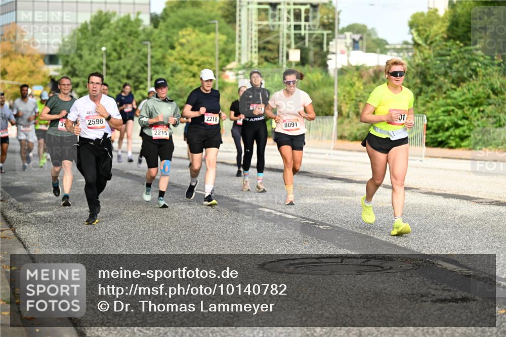 06.09.2026 - CURREX Alsterlauf Dr. Thomas Lammeyer http://msf.ph/oto/10140782 06.09.2026 10:08:59 Laufen 3, 2596, 2215, 2218, 201, 8091, 01 meine-sportfotos.de