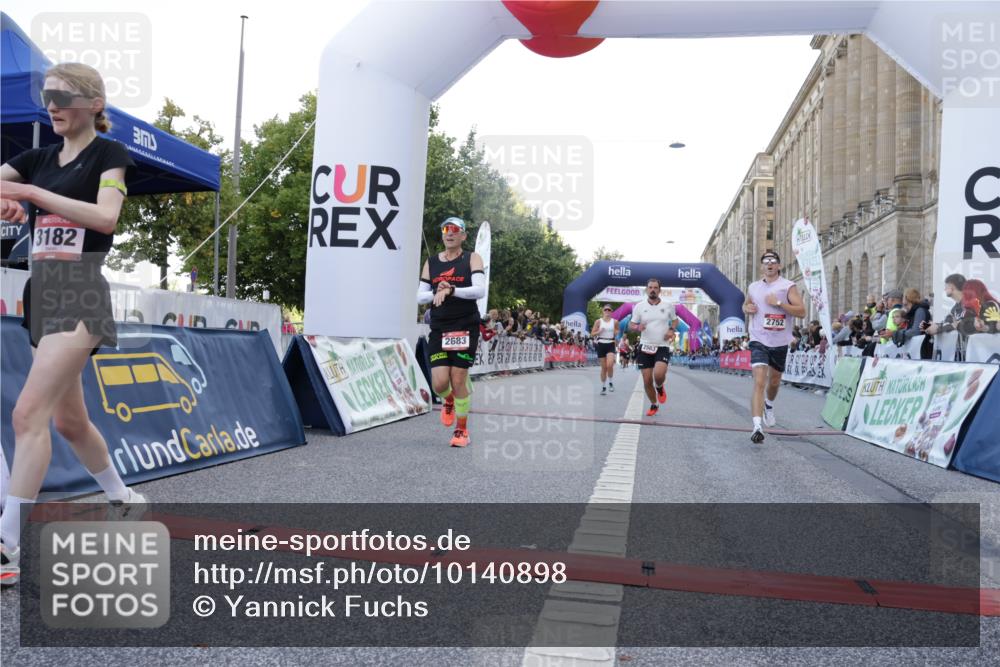 06.09.2026 - CURREX Alsterlauf Yannick Fuchs http://msf.ph/oto/10140898 06.09.2026 09:46:31 Ziel 2563, 2683, 2752, 3132, 3182, 4183, 4619, 4663, 6109, 6224 meine-sportfotos.de