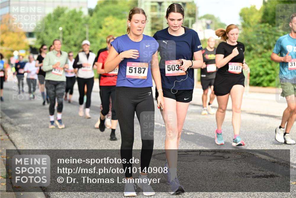 06.09.2026 - CURREX Alsterlauf Dr. Thomas Lammeyer http://msf.ph/oto/10140908 06.09.2026 10:09:14 Laufen 5187, 503, 31, 3187 meine-sportfotos.de