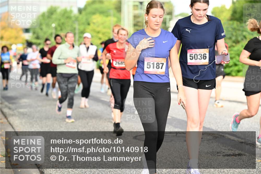 06.09.2026 - CURREX Alsterlauf Dr. Thomas Lammeyer http://msf.ph/oto/10140918 06.09.2026 10:09:15 Laufen 5036, 2685, 5187 meine-sportfotos.de