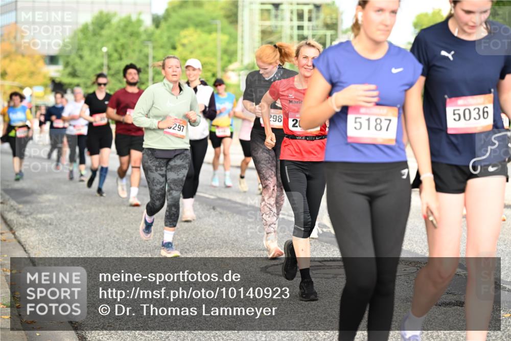 06.09.2026 - CURREX Alsterlauf Dr. Thomas Lammeyer http://msf.ph/oto/10140923 06.09.2026 10:09:15 Laufen 297, 298, 20, 5036, 5187 meine-sportfotos.de
