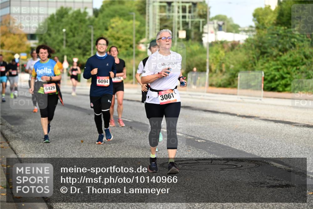 06.09.2026 - CURREX Alsterlauf Dr. Thomas Lammeyer http://msf.ph/oto/10140966 06.09.2026 10:09:22 Laufen 6429, 6094, 3061 meine-sportfotos.de