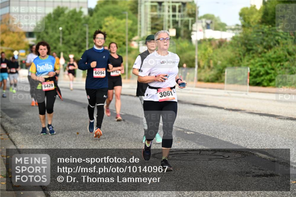06.09.2026 - CURREX Alsterlauf Dr. Thomas Lammeyer http://msf.ph/oto/10140967 06.09.2026 10:09:22 Laufen 6429, 6094, 3061 meine-sportfotos.de