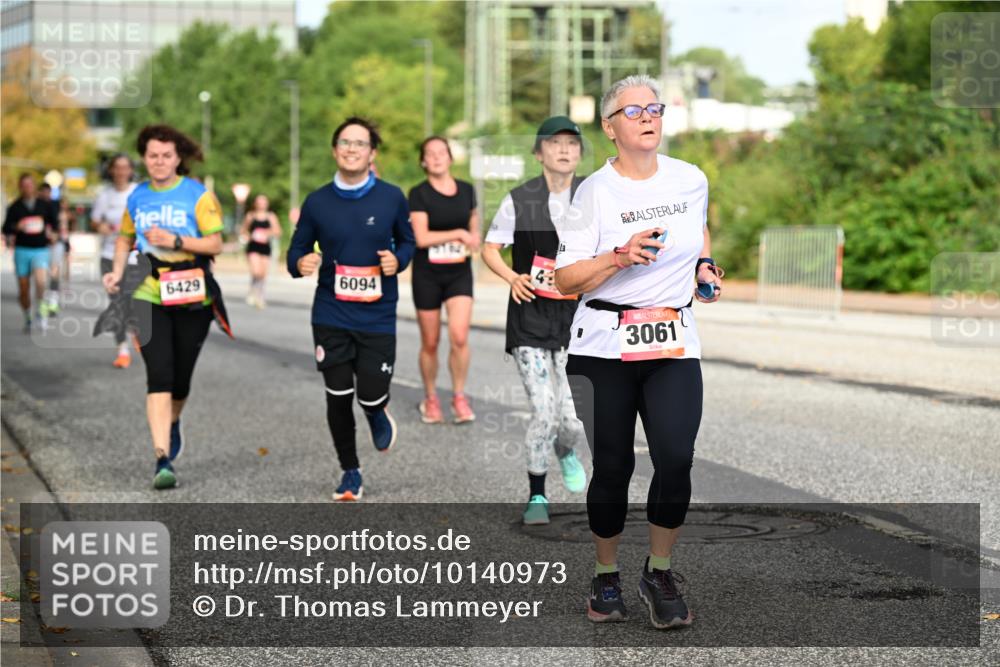 06.09.2026 - CURREX Alsterlauf Dr. Thomas Lammeyer http://msf.ph/oto/10140973 06.09.2026 10:09:23 Laufen 6429, 6094, 3061 meine-sportfotos.de