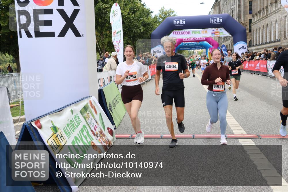 06.09.2026 - CURREX Alsterlauf Strokosch-Dieckow http://msf.ph/oto/10140974 06.09.2026 10:18:29 Ziel 2349, 2381, 2804, 2960, 3358, 3654, 4107, 4186, 4795, 4804, 5572, 5921, 6321, 6322 meine-sportfotos.de