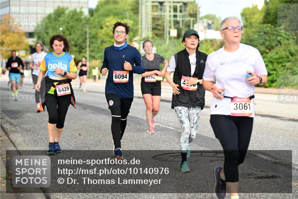 06.09.2026 - CURREX Alsterlauf Dr. Thomas Lammeyer http://msf.ph/oto/10140976 06.09.2026 10:09:23 Laufen 6429, 6094, 5162, 3061 meine-sportfotos.de