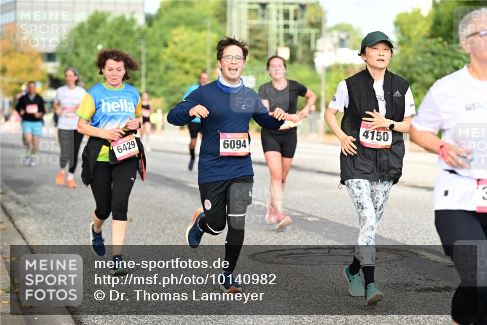 06.09.2026 - CURREX Alsterlauf Dr. Thomas Lammeyer http://msf.ph/oto/10140982 06.09.2026 10:09:24 Laufen 6429, 6094, 4150 meine-sportfotos.de