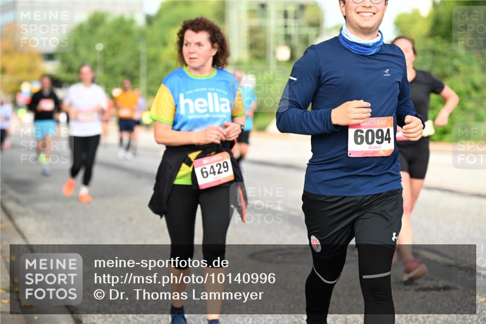 06.09.2026 - CURREX Alsterlauf Dr. Thomas Lammeyer http://msf.ph/oto/10140996 06.09.2026 10:09:25 Laufen 6429, 6094 meine-sportfotos.de