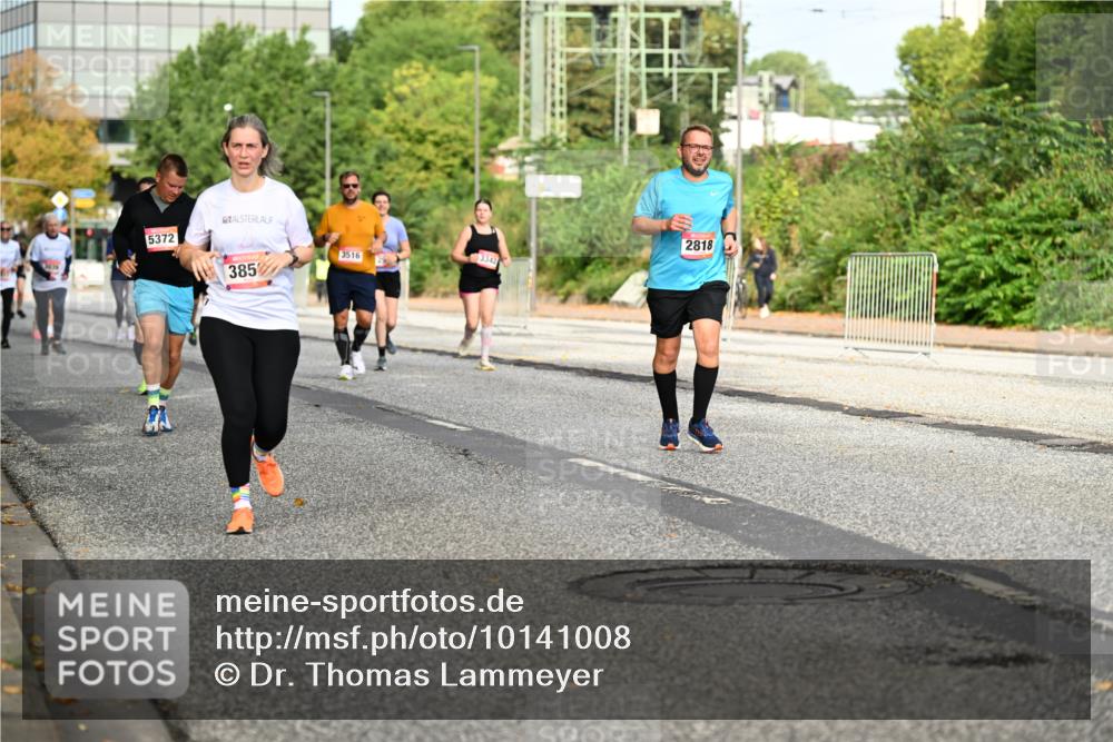 06.09.2026 - CURREX Alsterlauf Dr. Thomas Lammeyer http://msf.ph/oto/10141008 06.09.2026 10:09:27 Laufen 5372, 385, 3342, 3516, 2818 meine-sportfotos.de